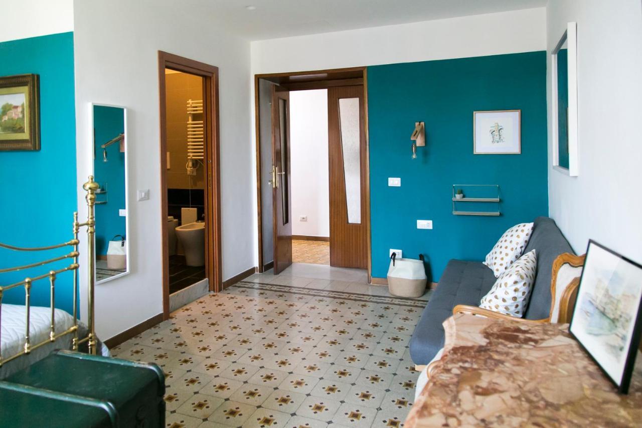 A Casa Di Nina Guest House ナポリ エクステリア 写真