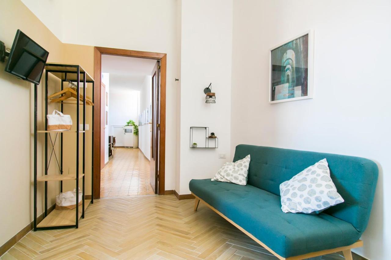 A Casa Di Nina Guest House ナポリ エクステリア 写真